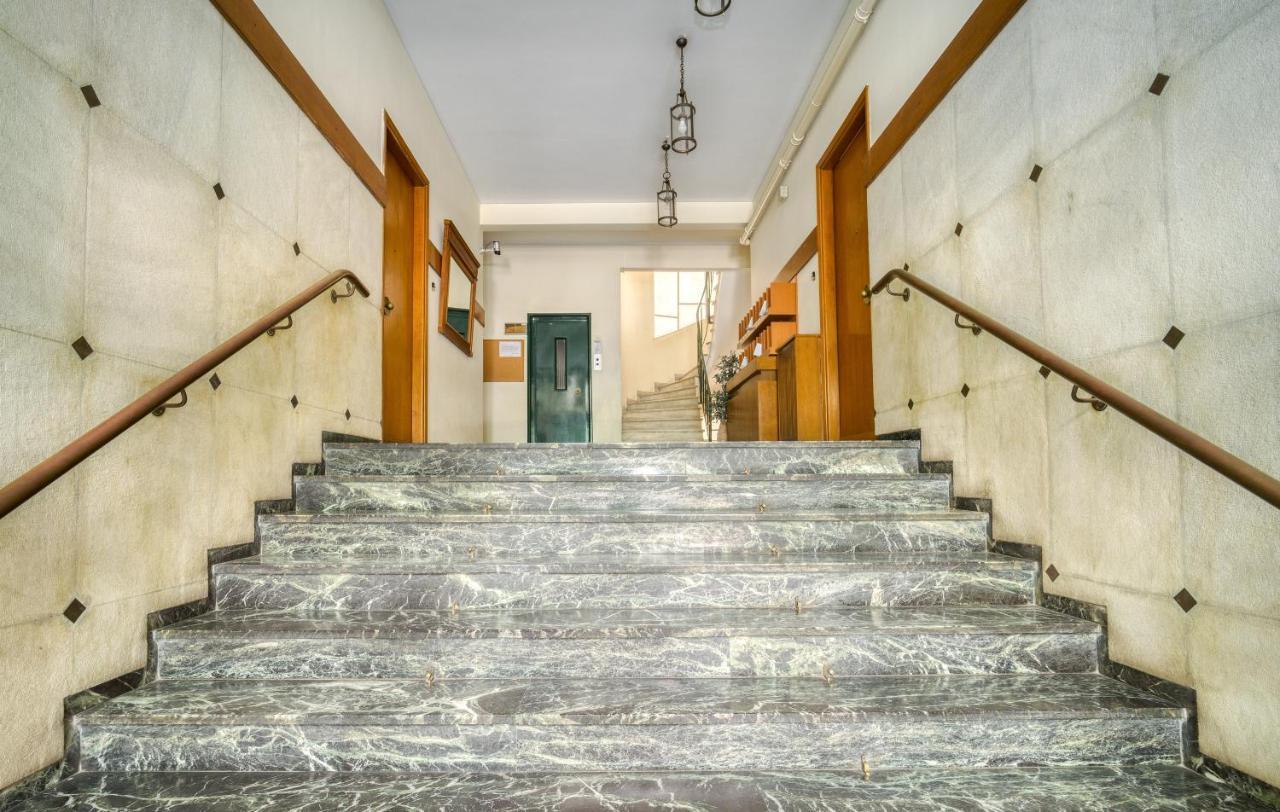 Elegant Light Two Bedroom Apartment In City Center Atény Exteriér fotografie